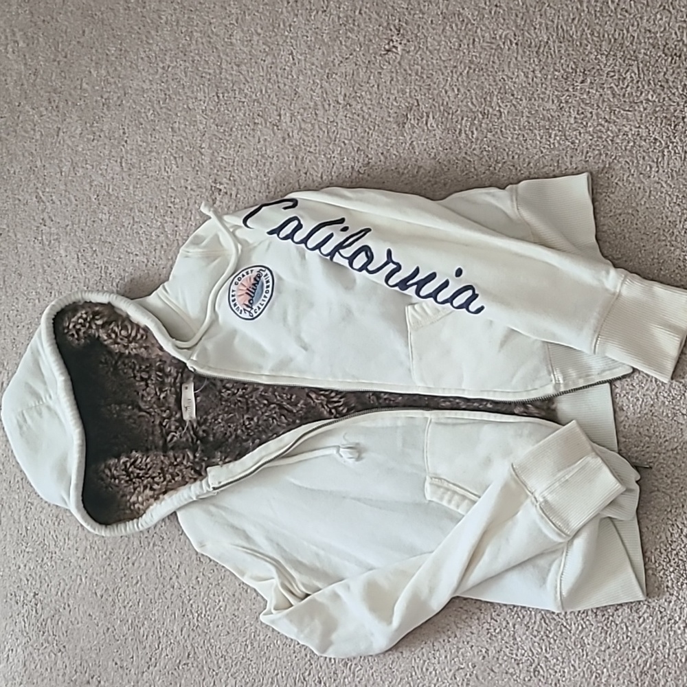 Hollister fur lined zip up hoodie